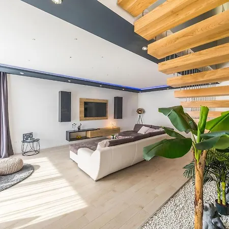 Awesome In Kastel Stari W/ Outdoor Swimming Pool&4 Bedrooms
