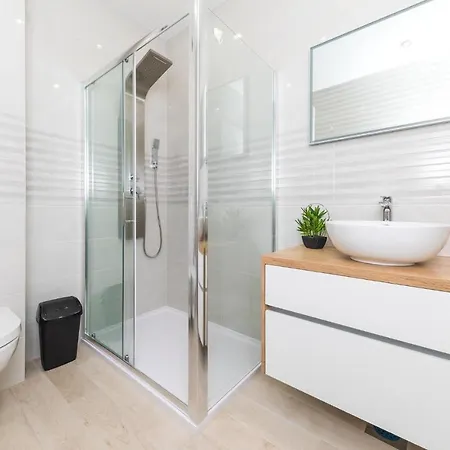 Lovely In Kastel Stari With Kitchen Holiday home *