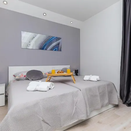 Lovely In Kastel Stari With Kitchen Holiday home