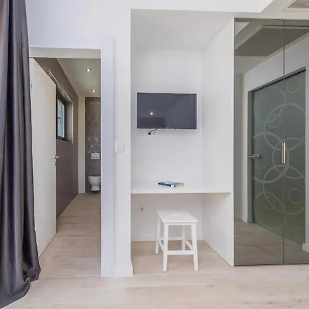 Lovely In Kastel Stari With Kitchen * Kastela